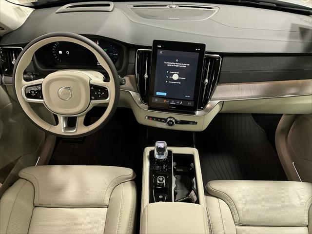 2026 Volvo XC90 Plug-In Hybrid Ultra, T8 AWD, Electric/Gasoline, Bright, 7 Seats
