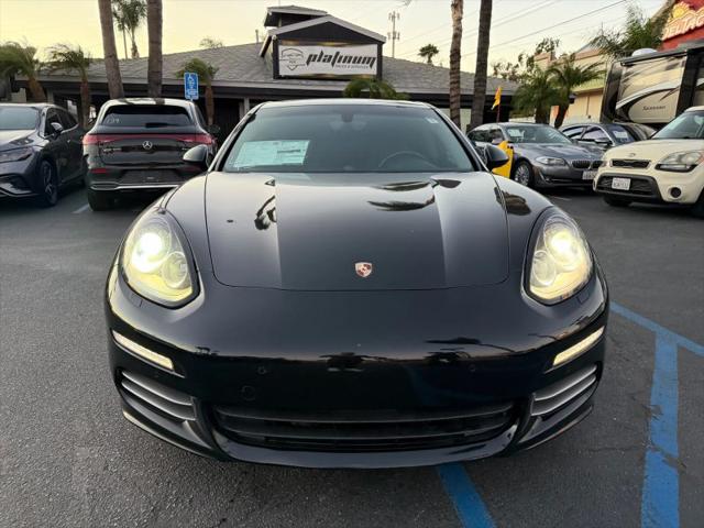 2015 Porsche Panamera 4