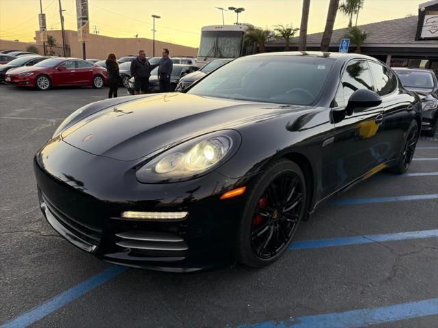 2015 Porsche Panamera 4