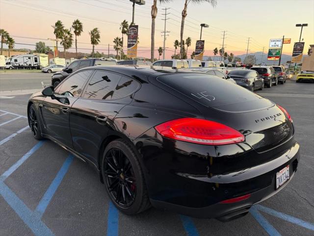 2015 Porsche Panamera 4