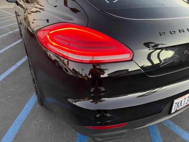 2015 Porsche Panamera 4
