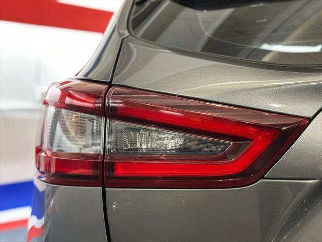 2022 Nissan Rogue Sport SV FWD Xtronic CVT