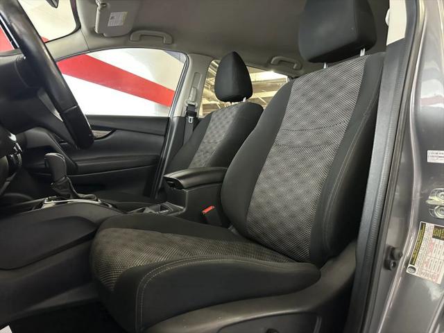 2022 Nissan Rogue Sport SV FWD Xtronic CVT