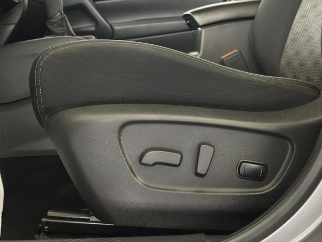2022 Nissan Rogue Sport SV FWD Xtronic CVT