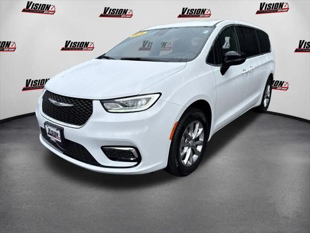 2026 Chrysler Pacifica Select AWD for sale in Rochester, NY