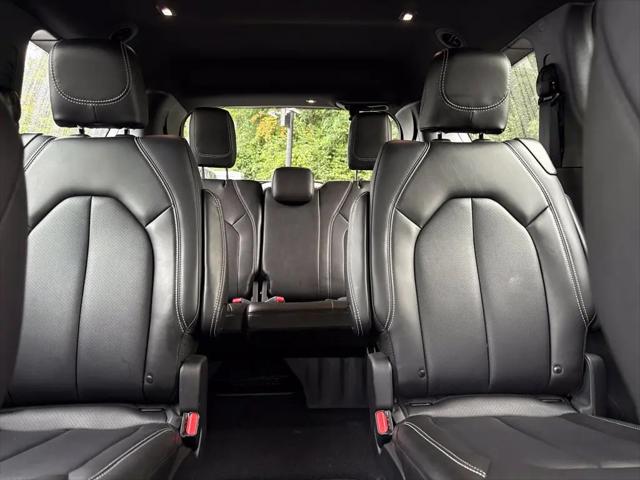 2026 Chrysler Pacifica Select AWD
