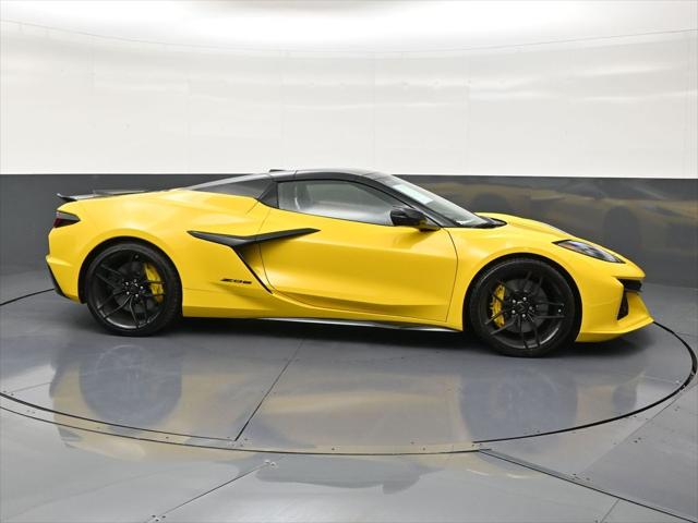 2025 Chevrolet Corvette Z06 RWD Convertible 2LZ