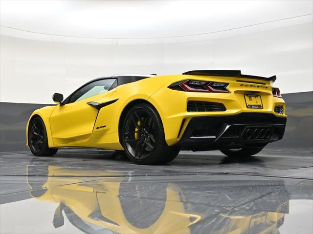 2025 Chevrolet Corvette Z06 RWD Convertible 2LZ