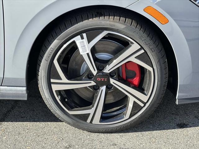 2026 Volkswagen Golf GTI SE