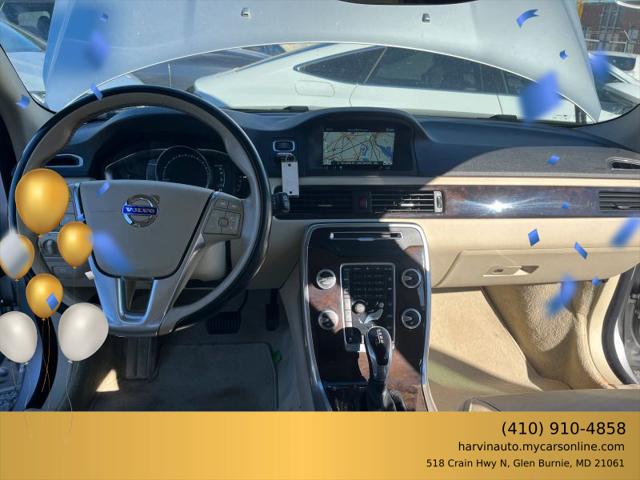 2016 Volvo XC70 T5 Drive-E Premier