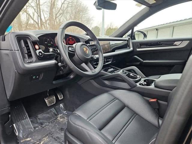 2024 Porsche Cayenne E-Hybrid Turbo