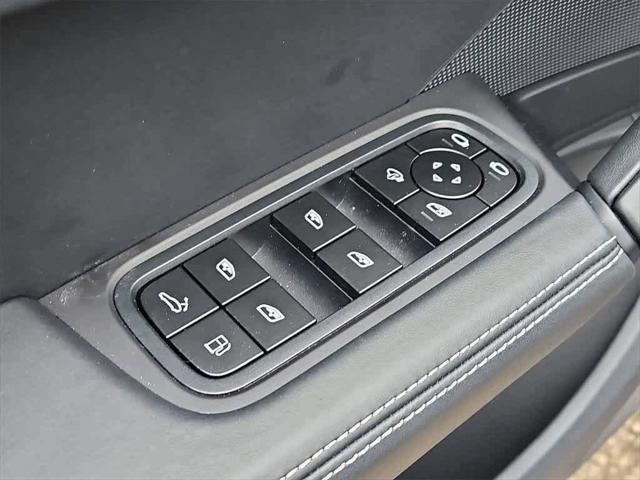 2024 Porsche Cayenne E-Hybrid Turbo