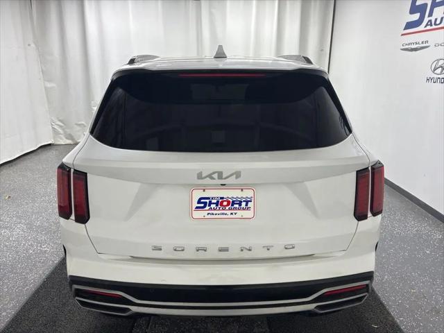 2022 Kia Sorento EX