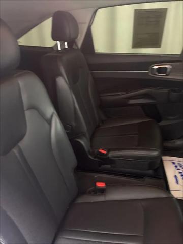 2022 Kia Sorento EX