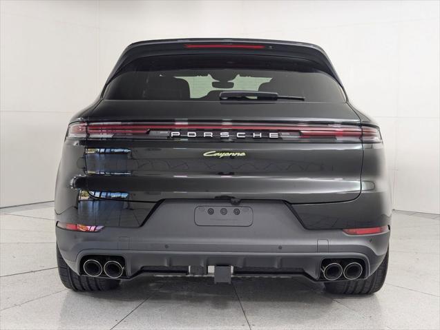 2026 Porsche Cayenne E-Hybrid Unknown