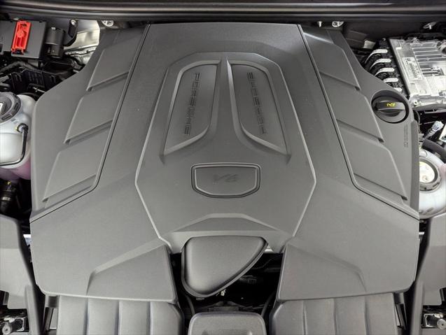 2026 Porsche Cayenne E-Hybrid Unknown