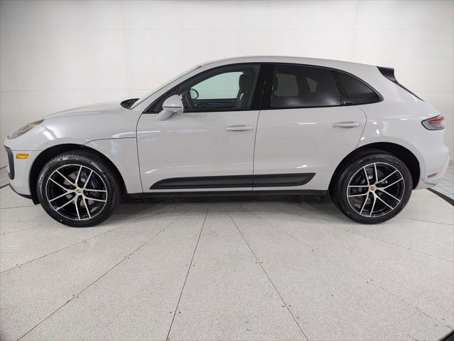 2026 Porsche Macan Unknown