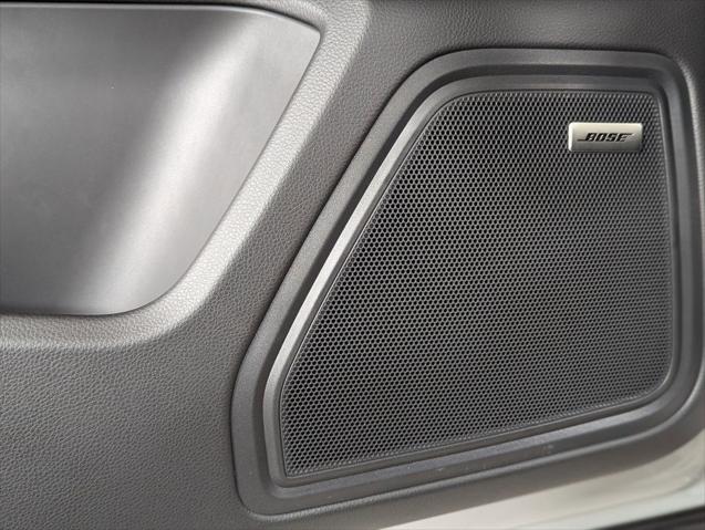 2026 Porsche Macan Unknown