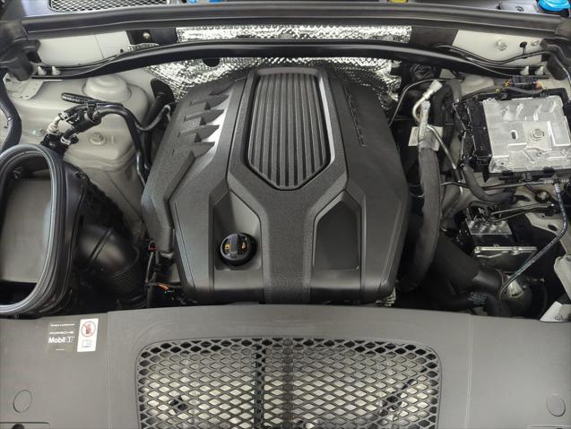2026 Porsche Macan Unknown