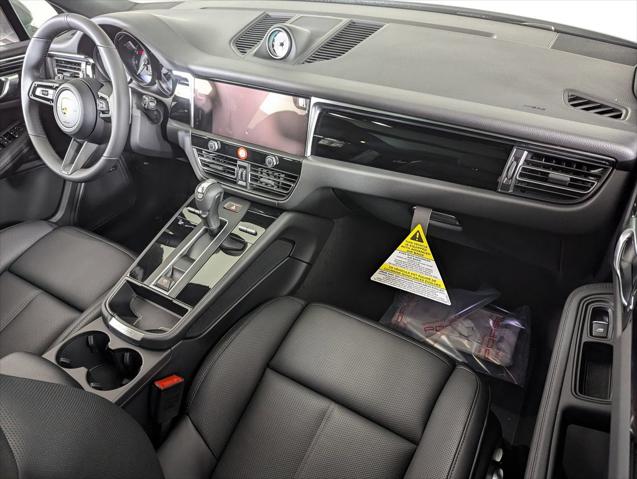 2026 Porsche Macan Unknown