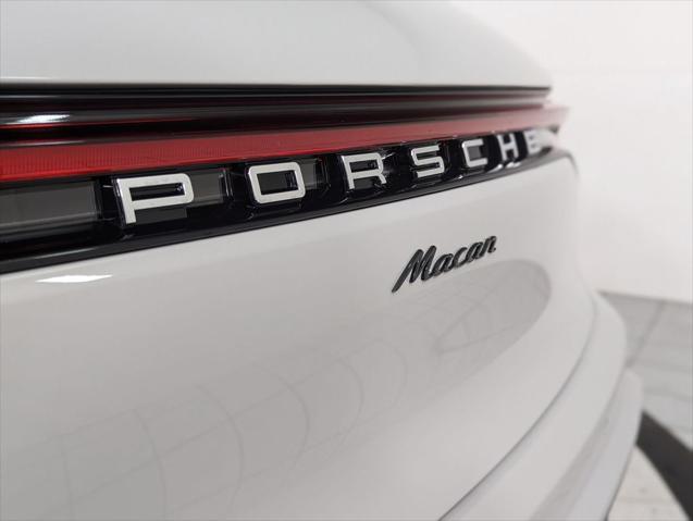 2026 Porsche Macan Unknown
