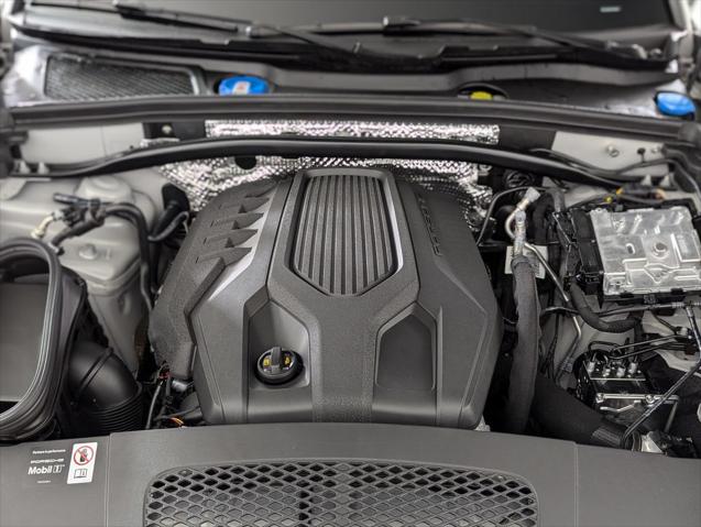 2026 Porsche Macan Unknown