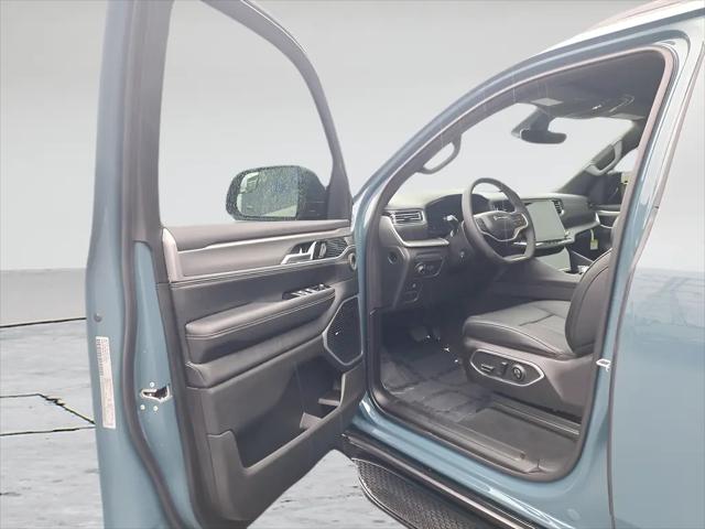 2026 Jeep Grand Wagoneer Limited Altitude 4x4