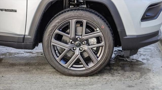 2026 Jeep Compass Latitude Altitude