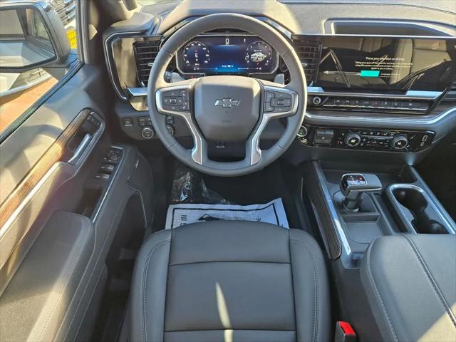 2026 Chevrolet Silverado 1500 4WD Crew Cab Short Bed RST