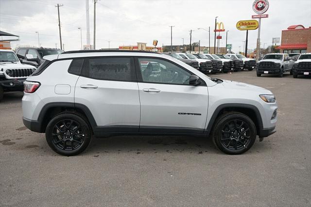 2026 Jeep Compass Latitude Altitude