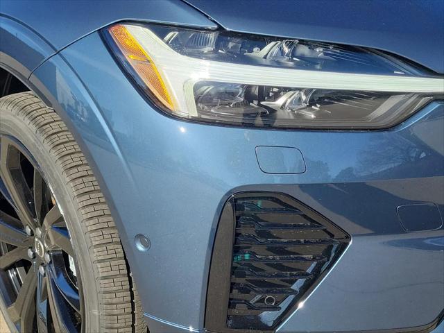 2026 Volvo XC60 B5 Ultra Black Edition