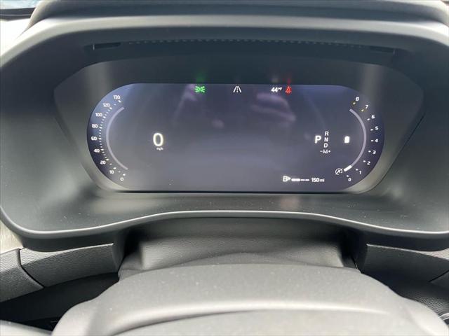 2026 Volvo XC40 Plus, B5 AWD Gas (mild hybrid), Dark