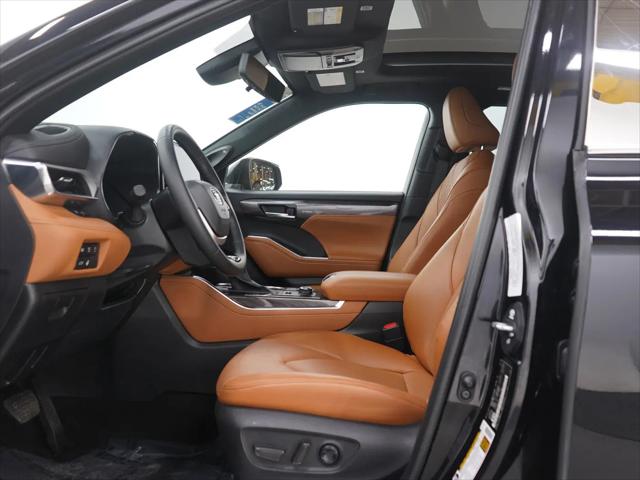 2023 Toyota Highlander Platinum