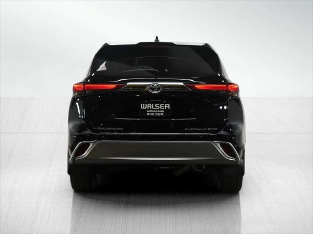2023 Toyota Highlander Platinum