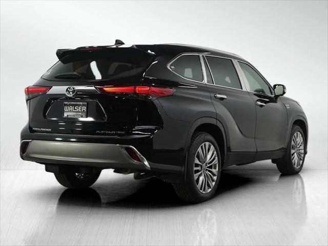 2023 Toyota Highlander Platinum