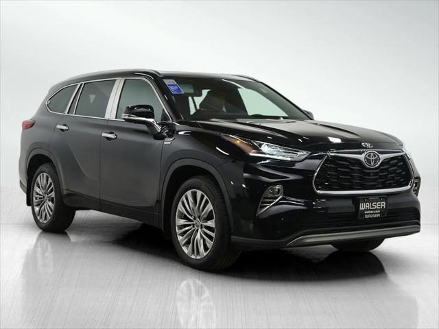 2023 Toyota Highlander Platinum