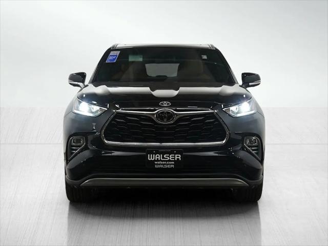 2023 Toyota Highlander Platinum