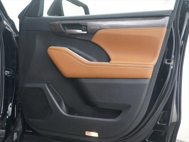 2023 Toyota Highlander Platinum