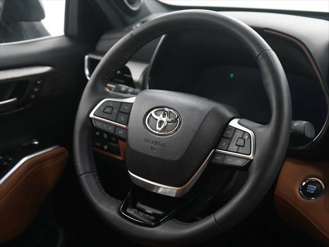 2023 Toyota Highlander Platinum