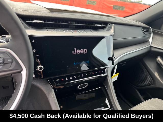 2026 Jeep Grand Cherokee Altitude 4x4