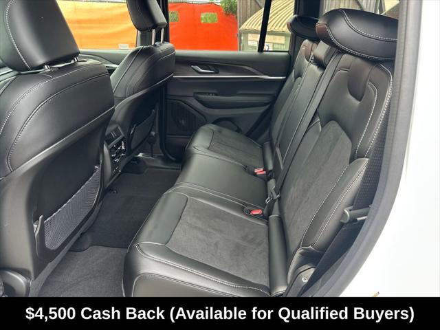2026 Jeep Grand Cherokee Altitude 4x4