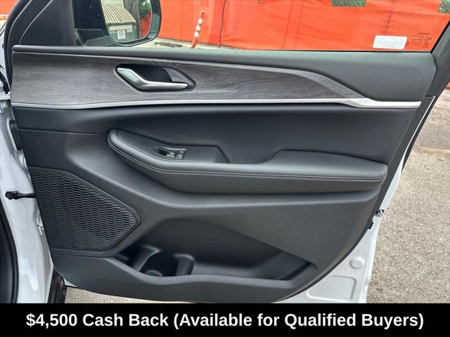 2026 Jeep Grand Cherokee Altitude 4x4