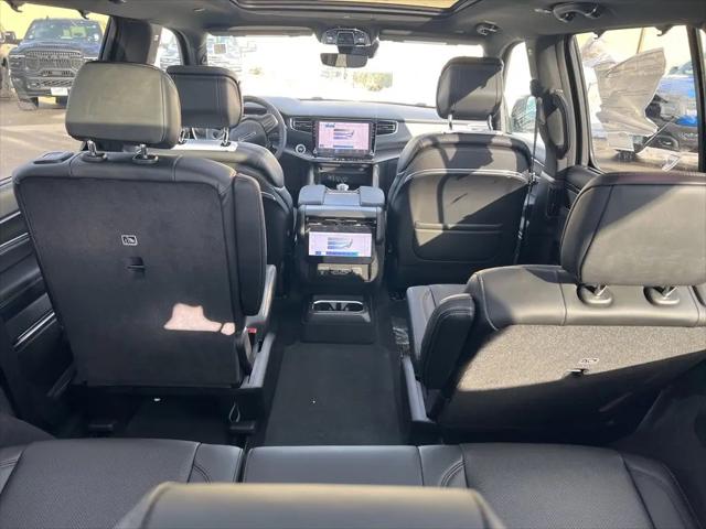 2026 Jeep Grand Wagoneer Summit Obsidian 4x4