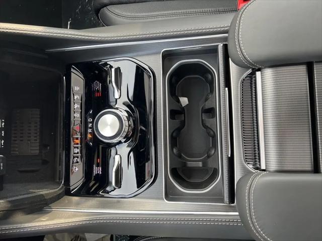 2026 Jeep Grand Wagoneer Summit Obsidian 4x4
