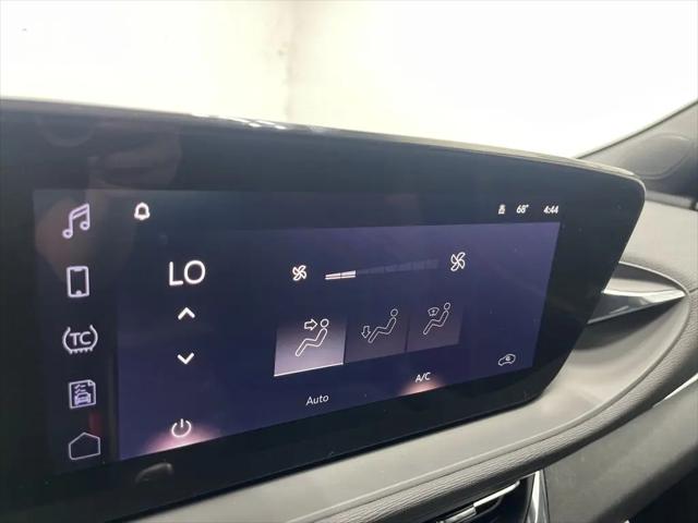 2026 Buick NV Preferred FWD