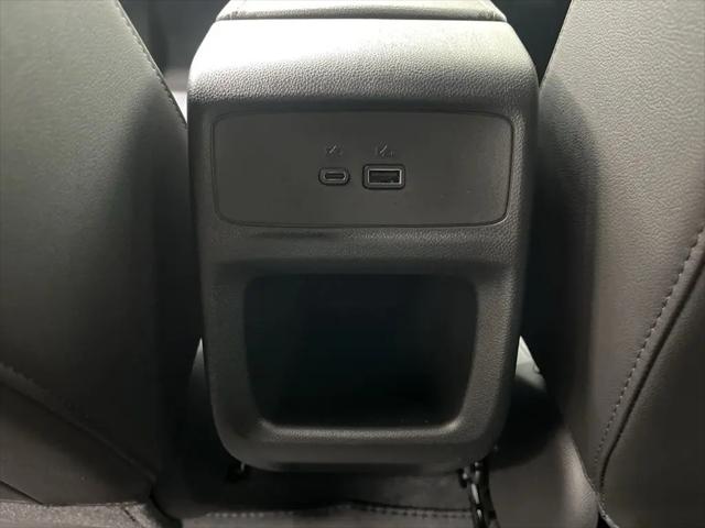 2026 Buick NV Preferred FWD