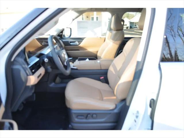 2026 INFINITI QX80 LUXE AWD