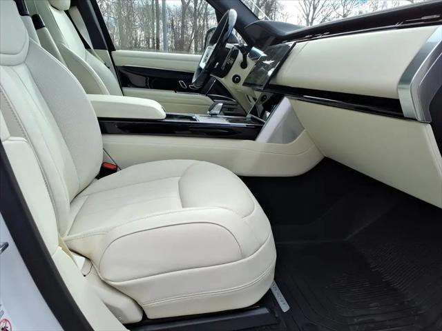 2026 Land Rover Range Rover P530 SE