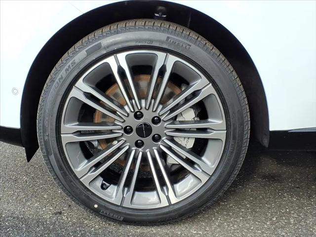 2026 Land Rover Range Rover P530 SE