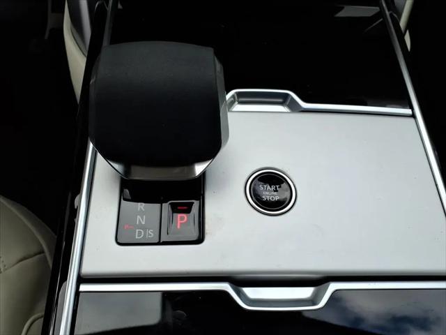 2026 Land Rover Range Rover P530 SE